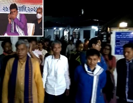 Dissent among Biplab Deb and BJP ST Morcha : Biplab Deb wants alliance / friendly fight with IPFT but BJP ST Morcha hasn't agreed : Massive Infighting inside BJP, No Solution after late-night meeting at Biplab Deb's residence Dissent among Biplab Deb and BJP ST Morcha : Biplab Deb wants alliance / friendly fight with IPFT but BJP ST Morcha hasn't agreed : Massive Infighting inside BJP, No Solution after late-night meeting at Biplab Deb's residence